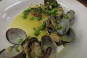 clams, peas & saucisson sec